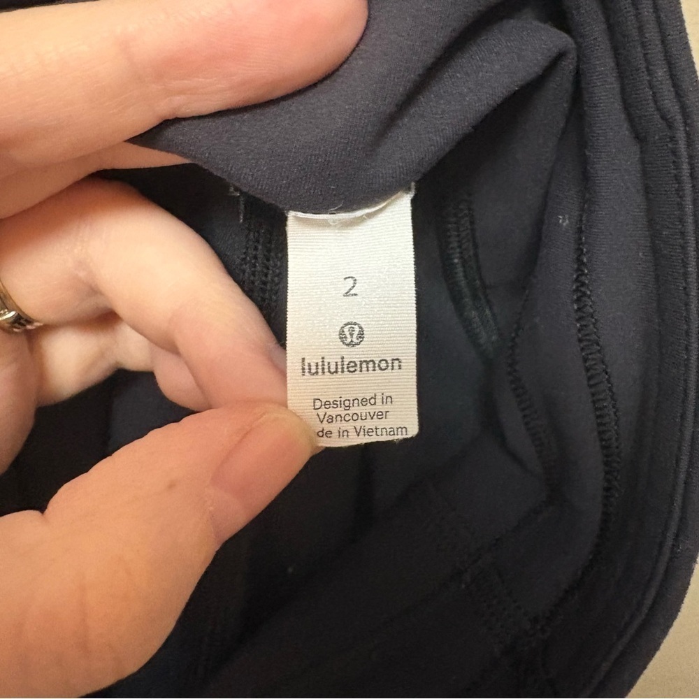 Lululemon Invigorate High-Rise Crop 23" Black Size 2 W6BDVS - Picture 13 of 14